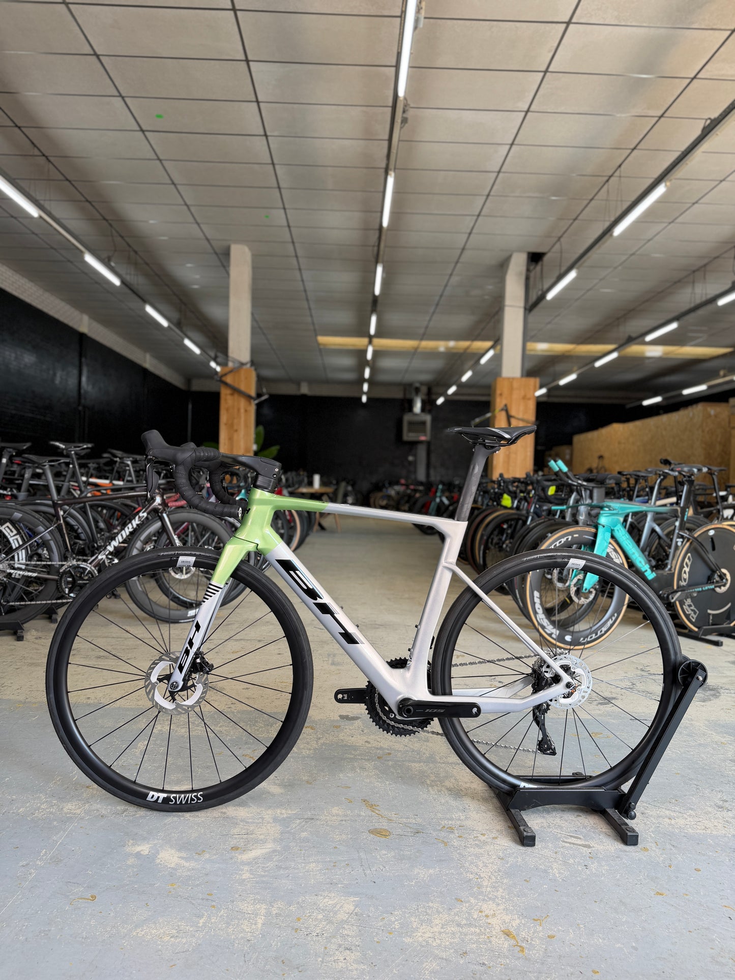 NIEUW BH RS1 Di2 Carbon Racefiets