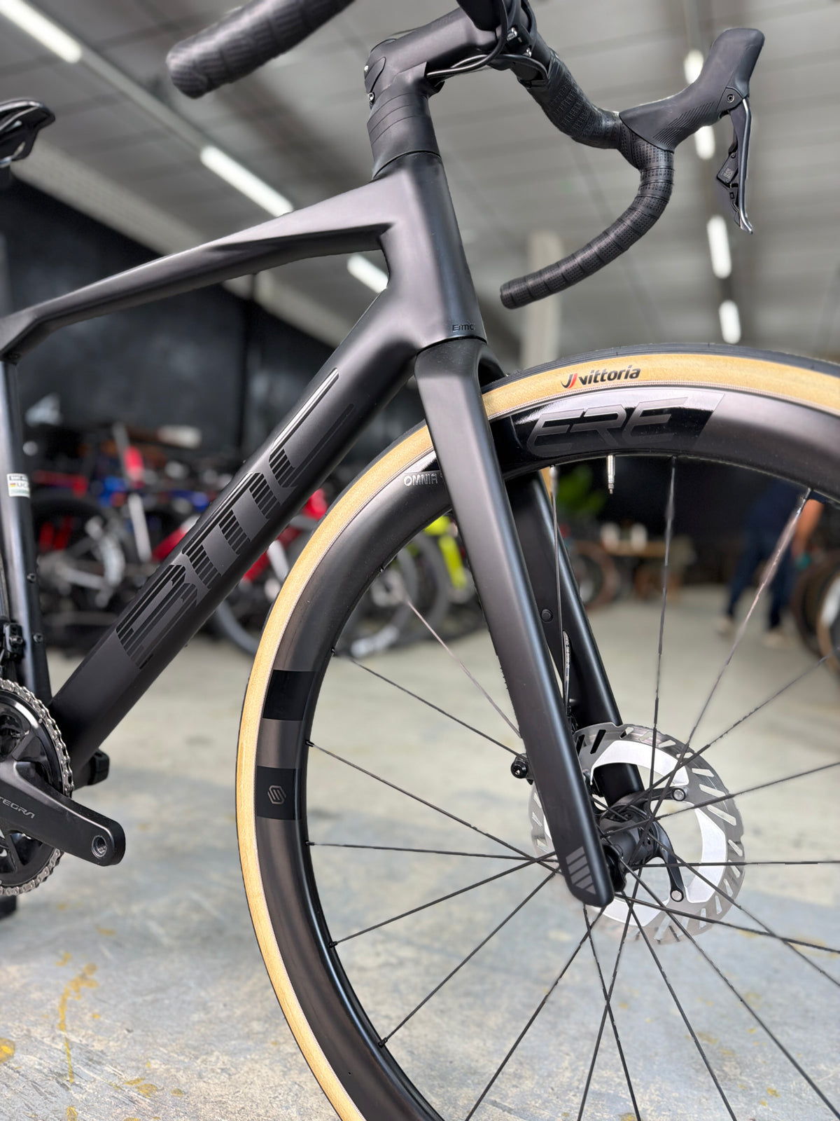 NIEUW BMC Roadmachine Di2 Carbon Racefiets