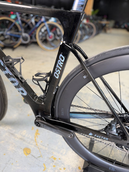 Factor Ostro VAM AXS Carbon Racefiets