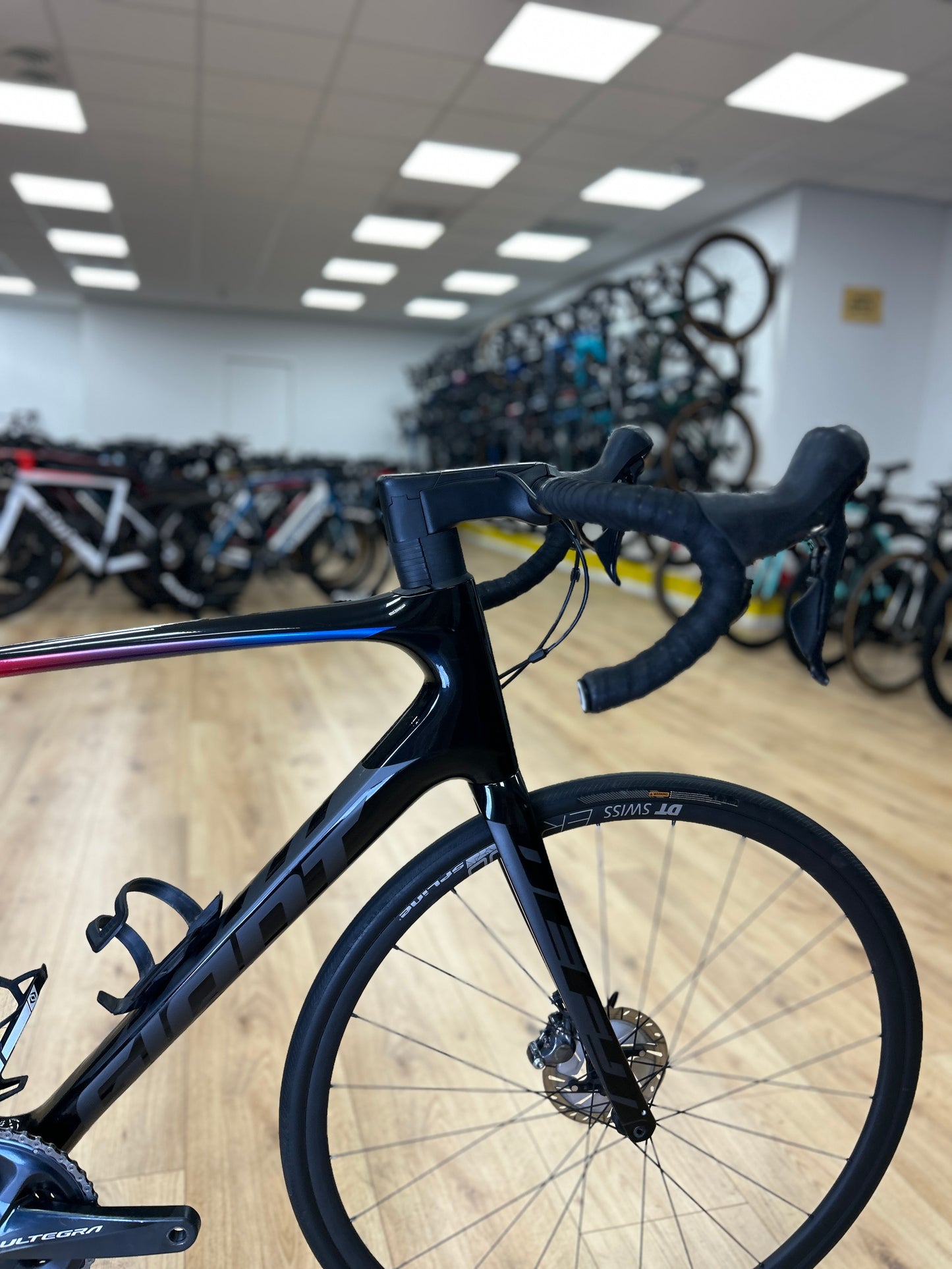 Giant Defy Advanced Carbon Racefiets