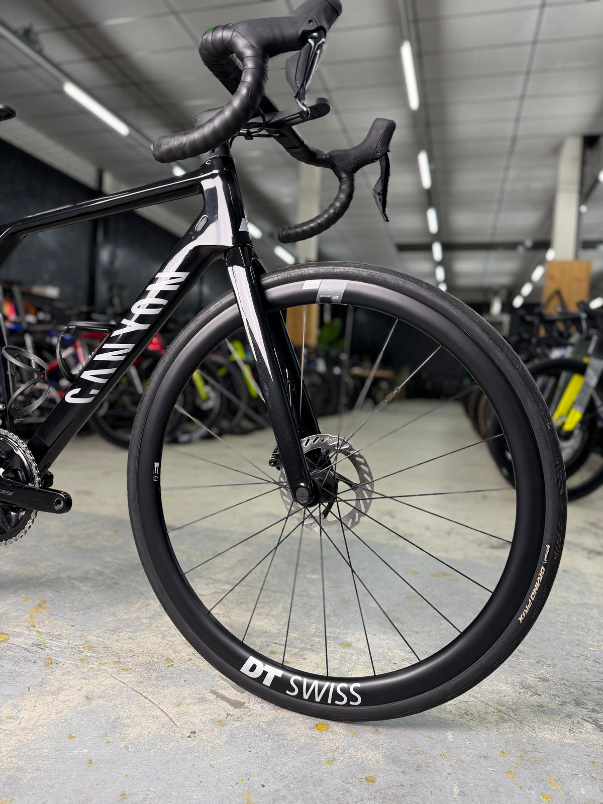 1000km Canyon Endurace CF Di2 LTD Carbon Road Bike