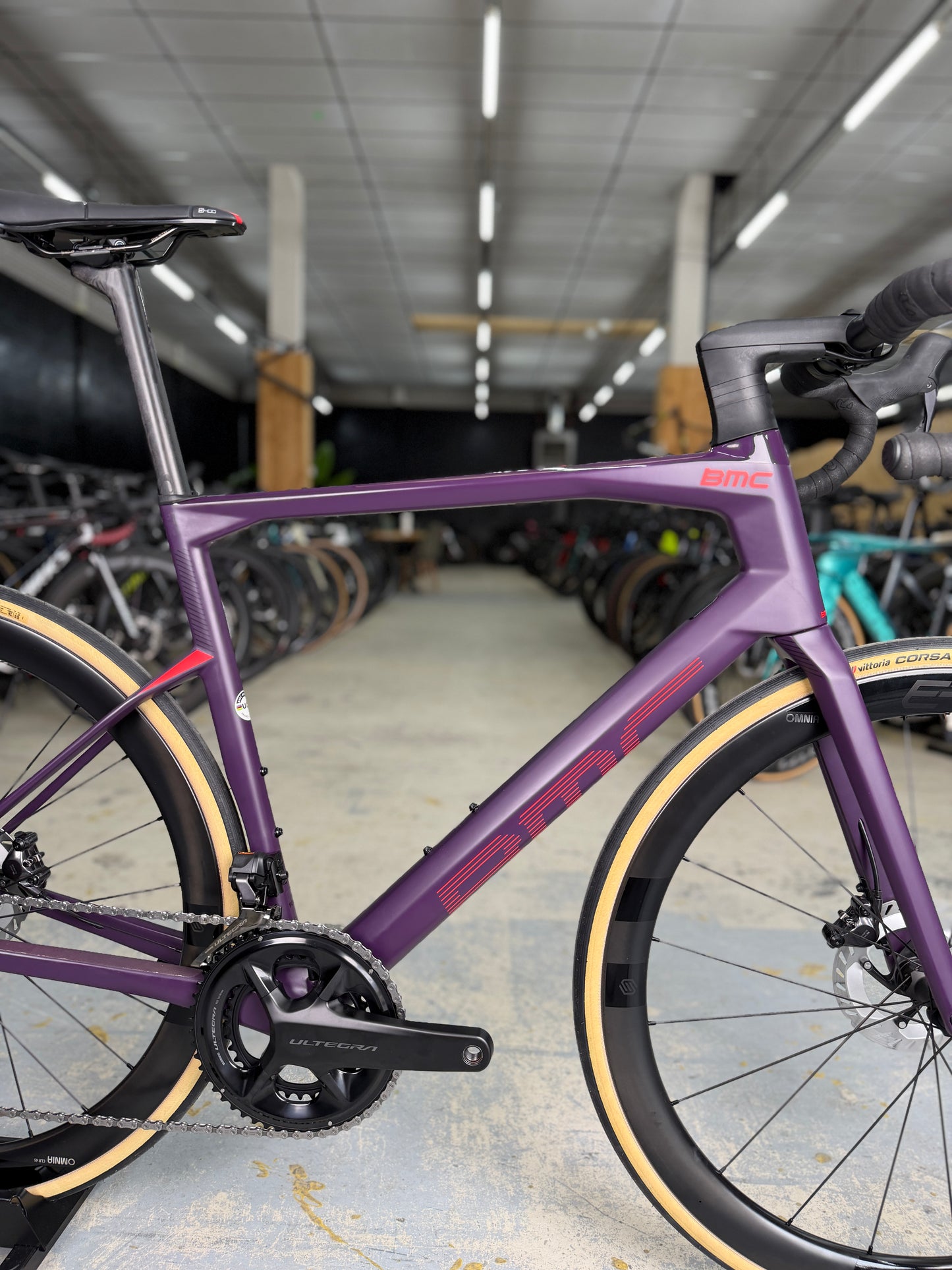 NIEUW BMC Roadmachine 01 Di2 Carbon Racefiets
