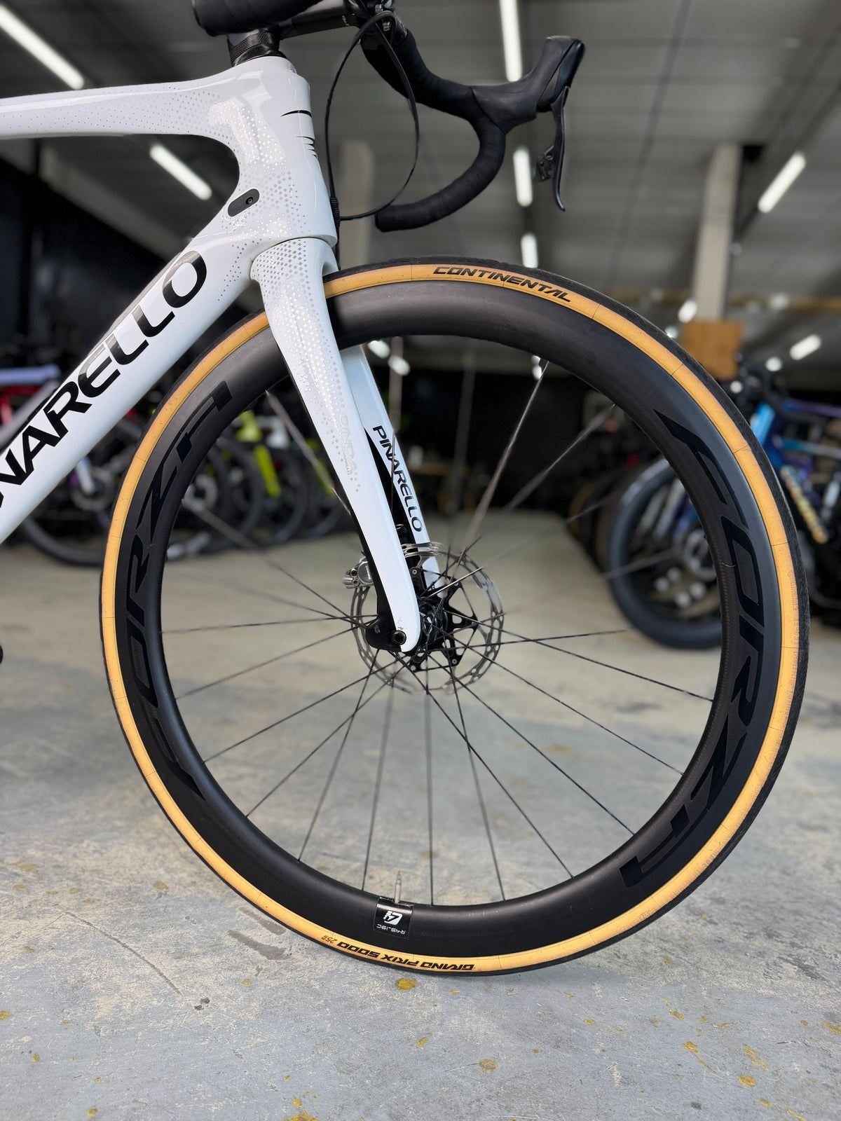 Pinarello Dogma F10 SRAM Red eTap Carbon Road Bike