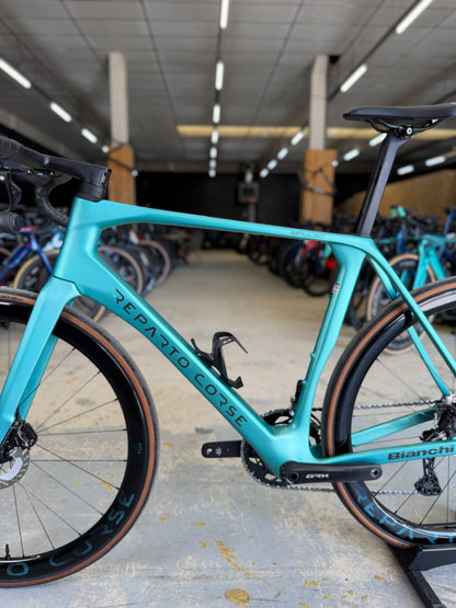 Bianchi Impulso RC Di2 Gravel Fiets