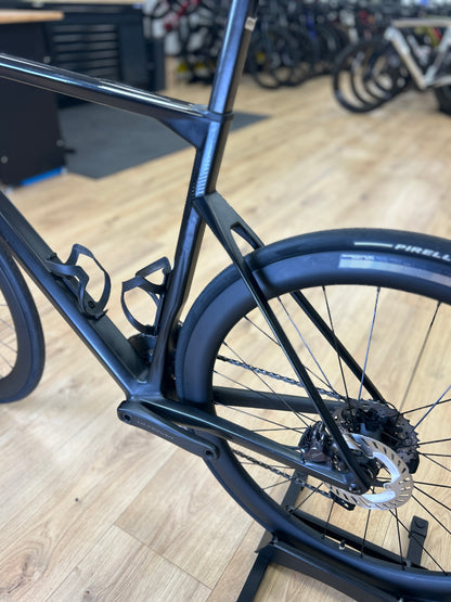 BMC Roadmachine 01 Di2 Carbon Racefiets