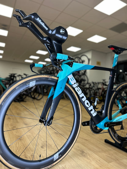 Bianchi Aquila CV Di2 Carbon Racefiets
