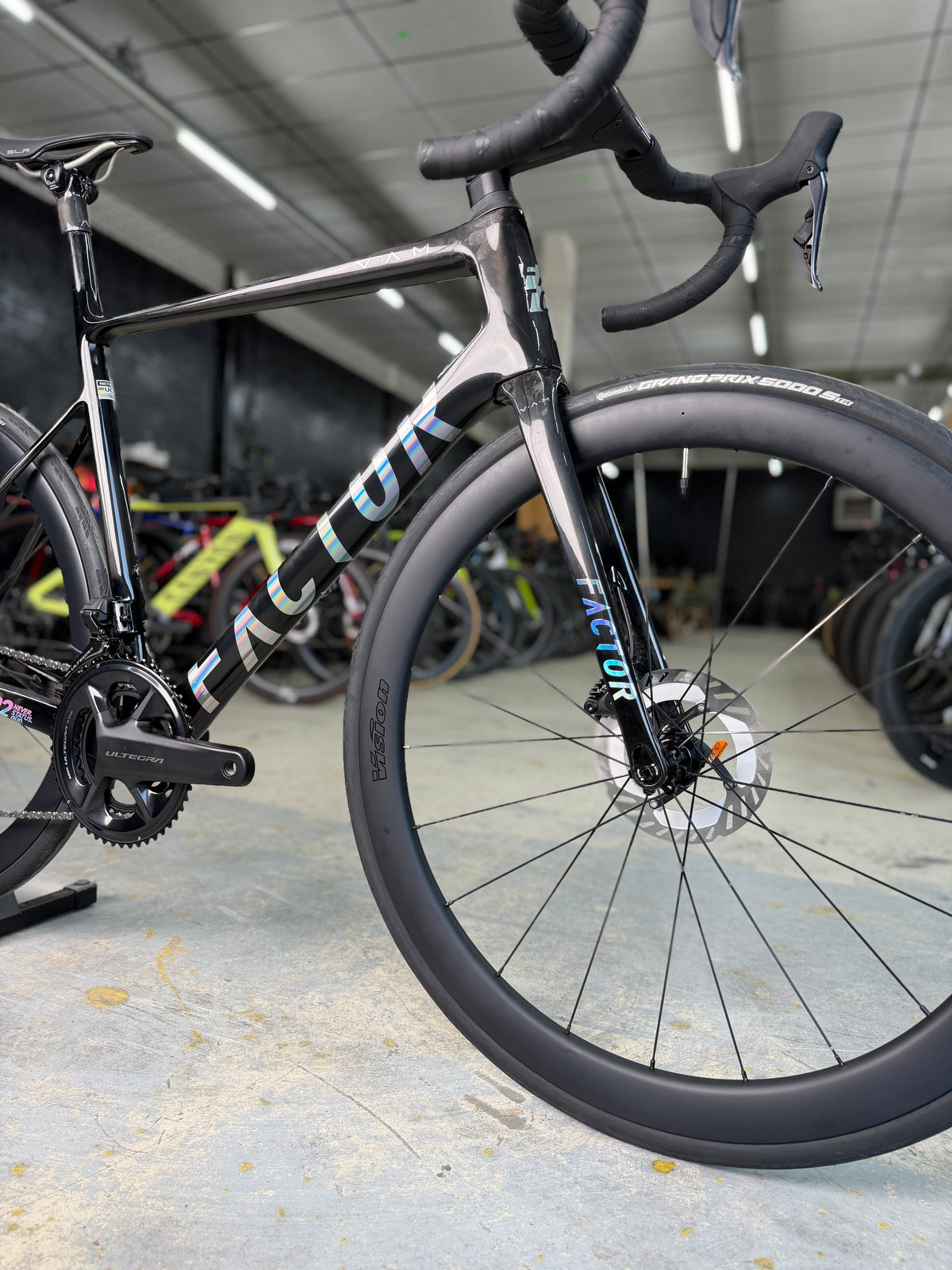 NIEUW Factor O2 VAM Di2 Carbon Racefiets
