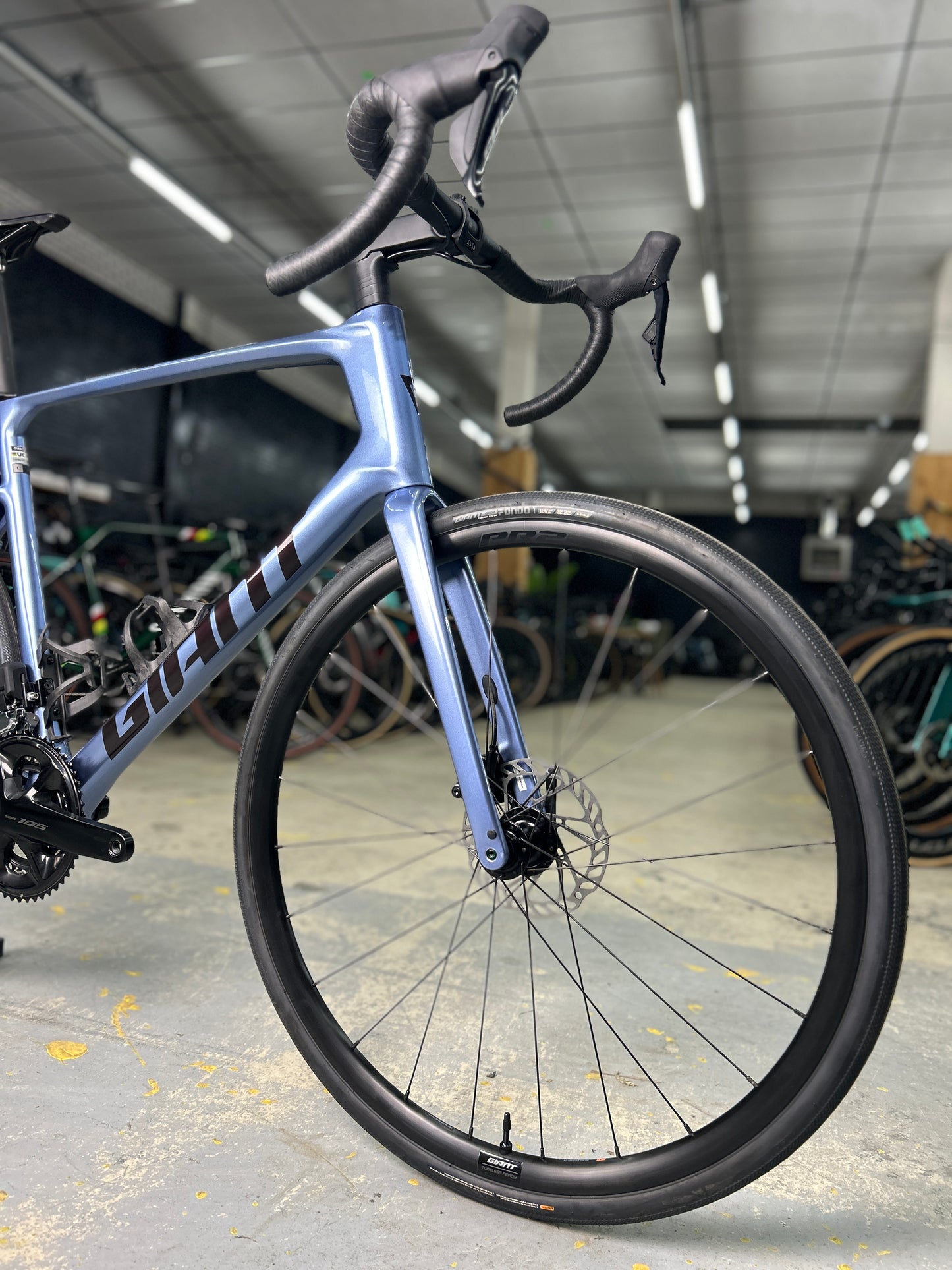 NEW Giant Defy Advanced Di2 Carbon Road Bike