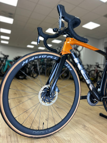Trek Emonda SL7 AXS Carbon Road Bike