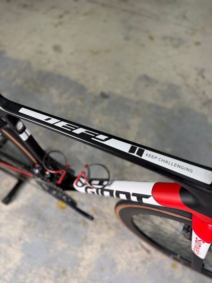 Giant Defy SL Di2 Carbon Road Bike