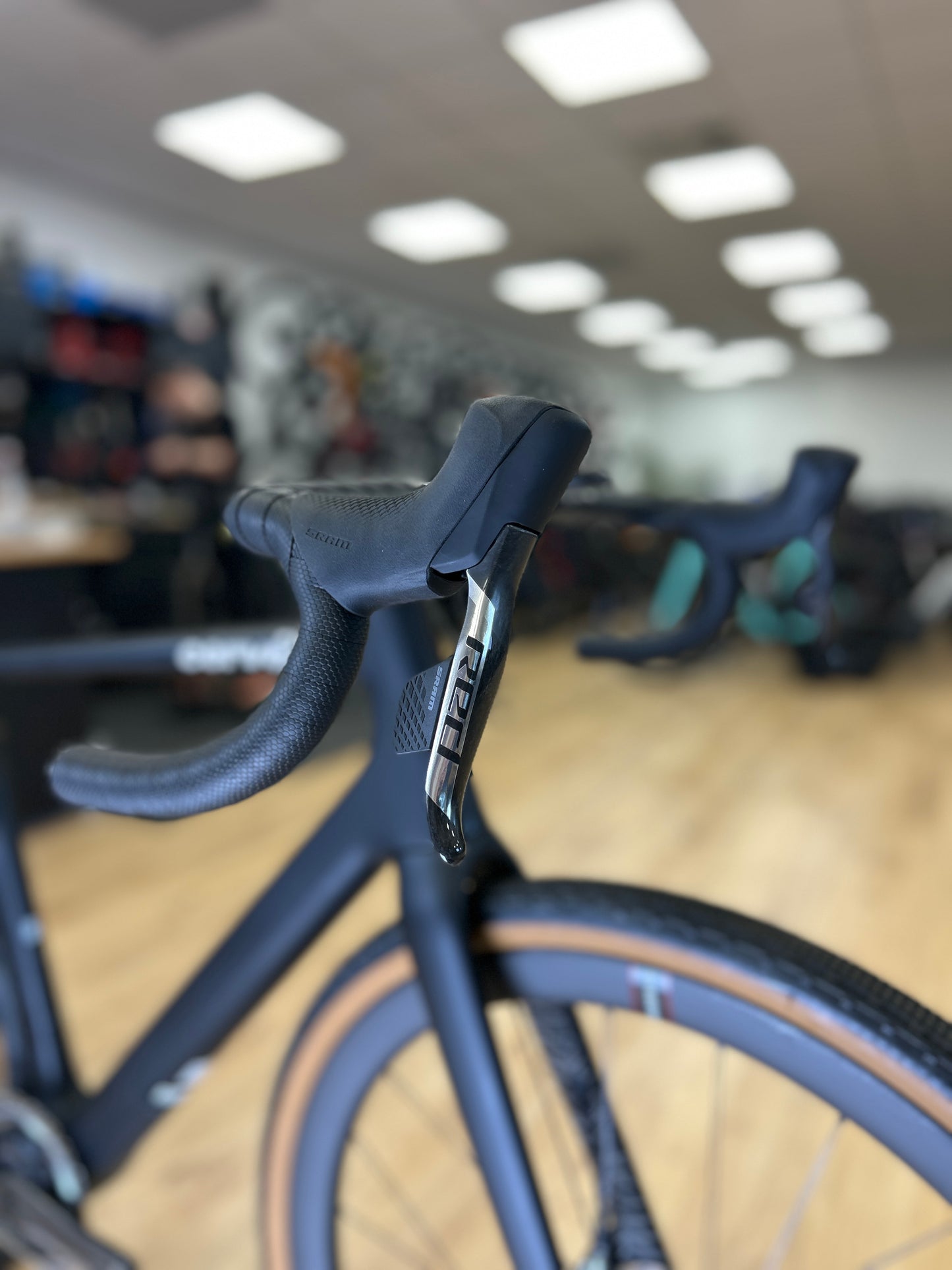 0km Showroom Model Cervelo Aspero 5 Red XPLR AXS Gravel Fiets