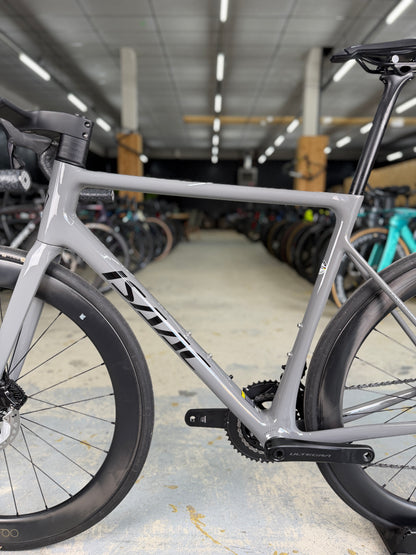 Isaac Element Di2 Carbon Racefiets