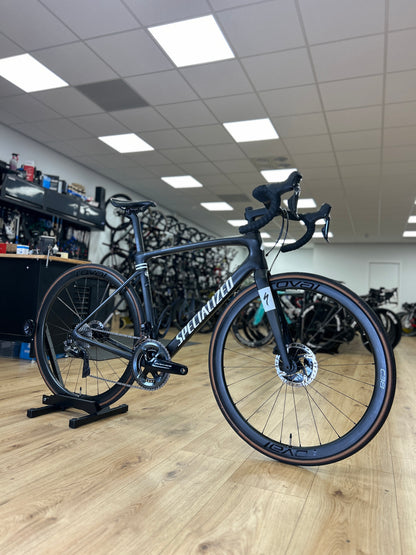 Specialized Roubaix Expert Di2 Carbon Road Bike