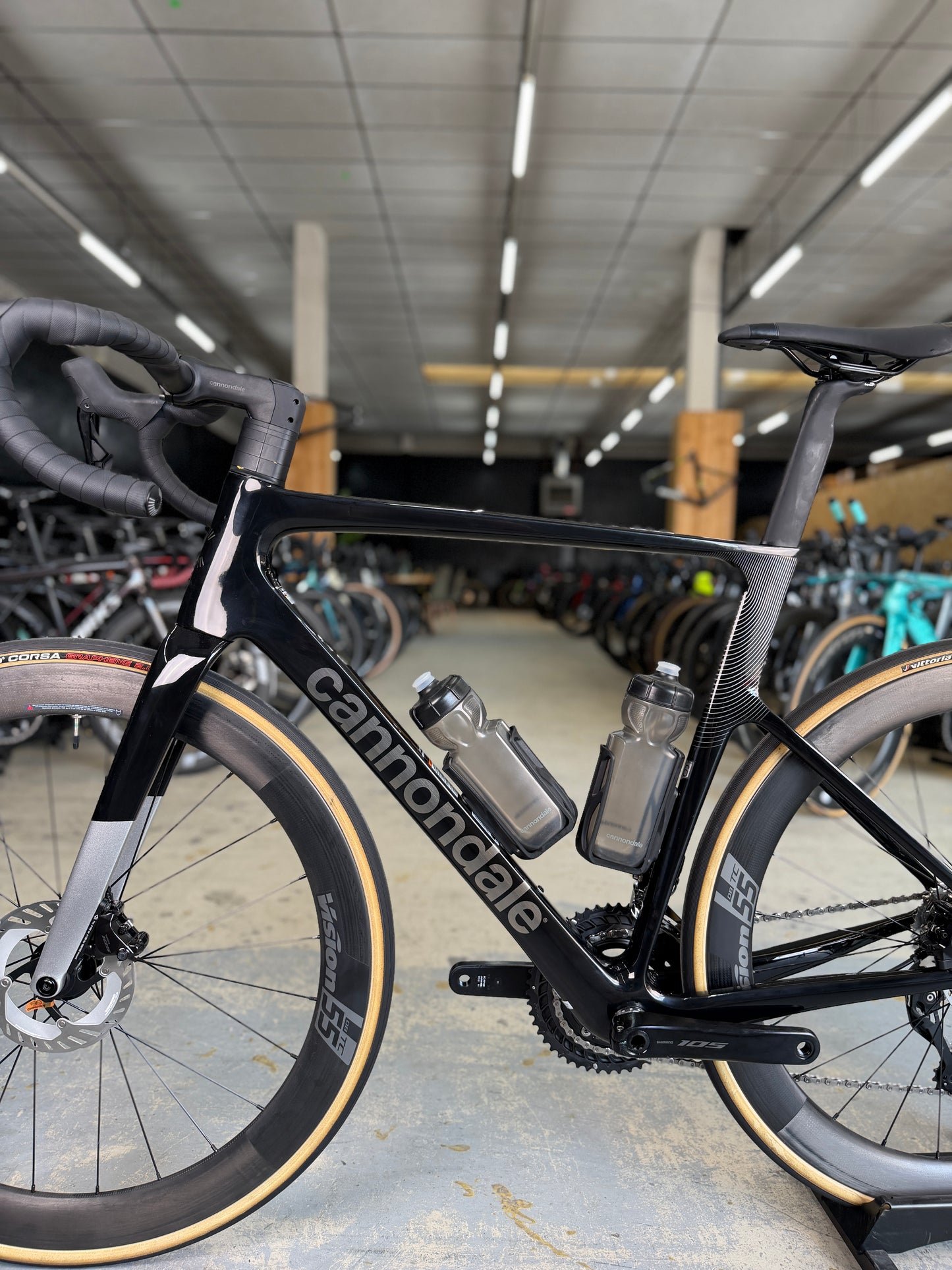 SHOWROOM Cannondale SuperSix EVO 3 Di2 Carbon Racefiets