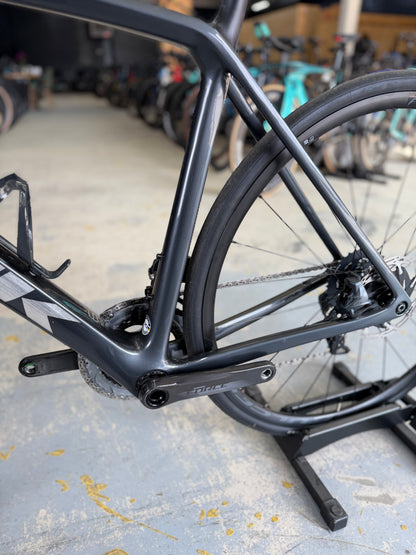 Trek Émonda SL6 AXS Carbon Road Bike