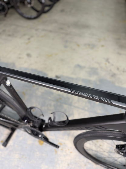 Canyon Ultimate CF SLX Dura Ace Di2 Carbon Racefiets