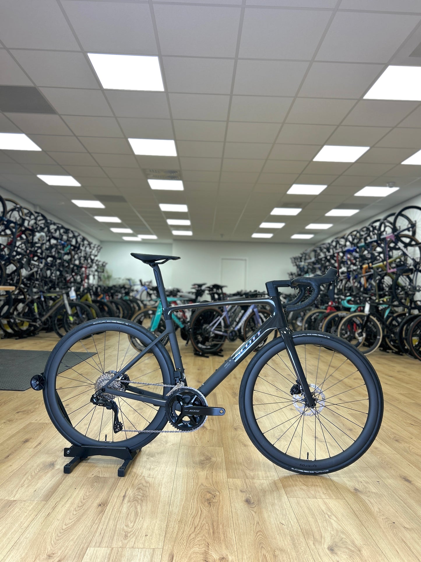 0km Showroom Model Scott Addict RC Di2 Carbon Racefiets