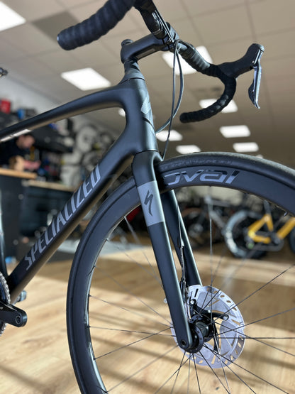 Specialized Roubaix Expert Di2 Carbon Road Bike