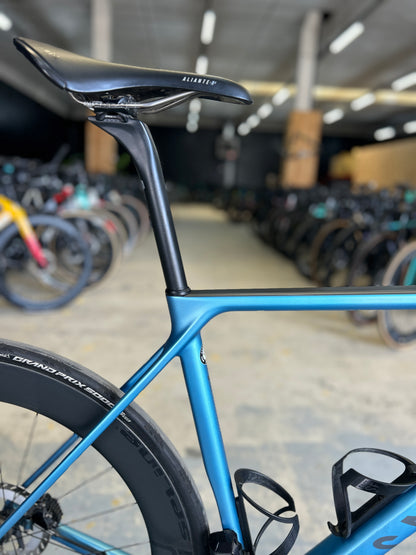 Canyon Ultimate CF SLX Di2 Dura Ace Carbon Road Bike