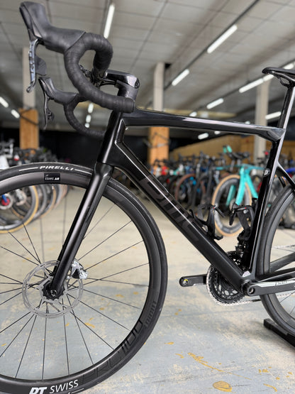 BMC Teammachine SLR01 RED eTap Carbon Road Bike