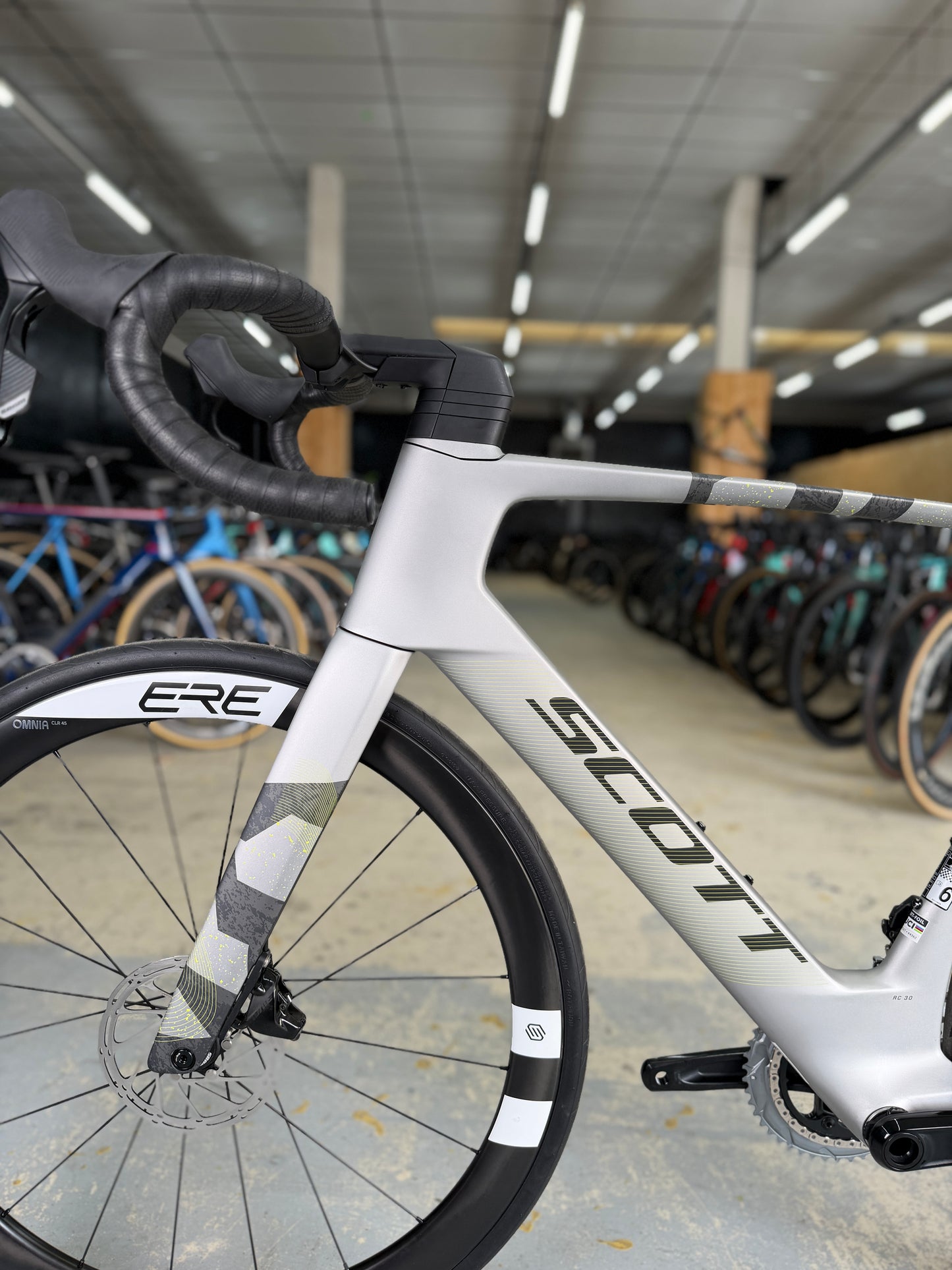 Showroom Model Scott Foil RC30 AXS Carbon Racefiets