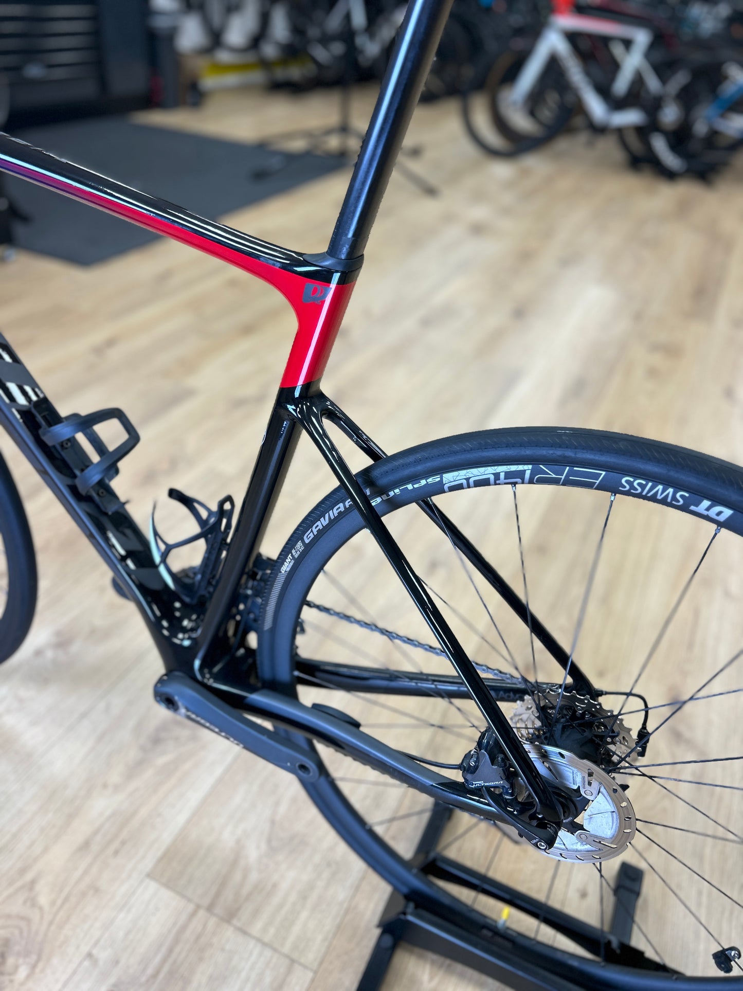 Giant Defy Advanced Carbon Racefiets