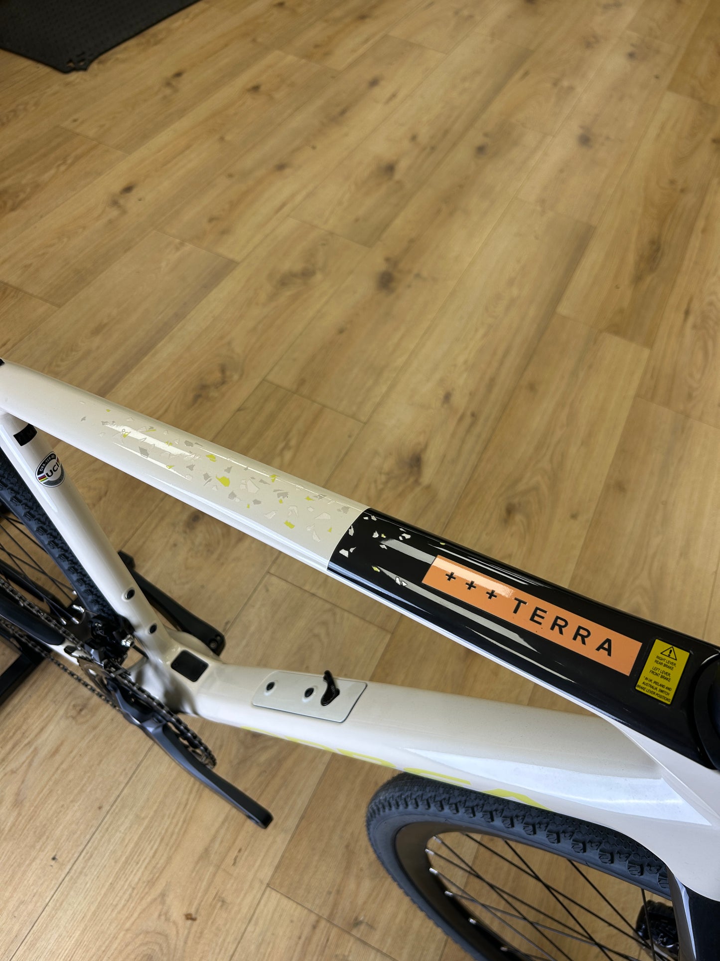 0km Showroom Model Orbea Terra Gravel Fiets