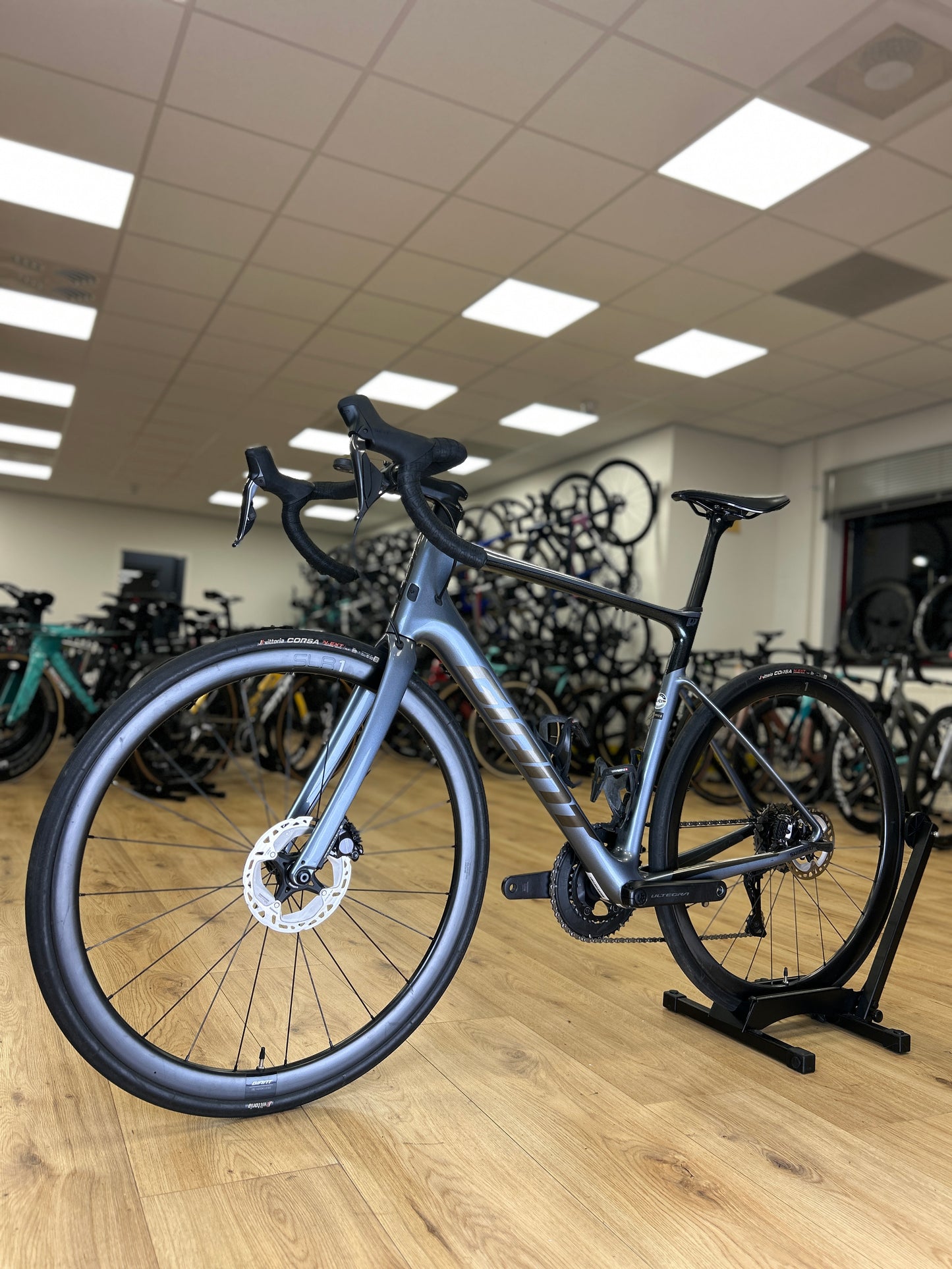 Giant Defy Advanced Pro 1 Di2 Carbon Racefiets