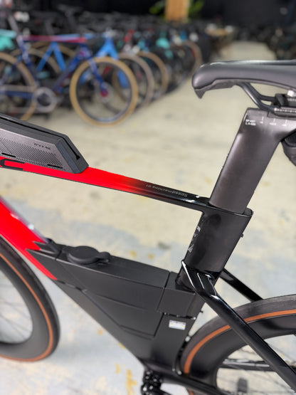 DEMO BMC Speedmachine 01 TWO AXS Carbon Racefiets