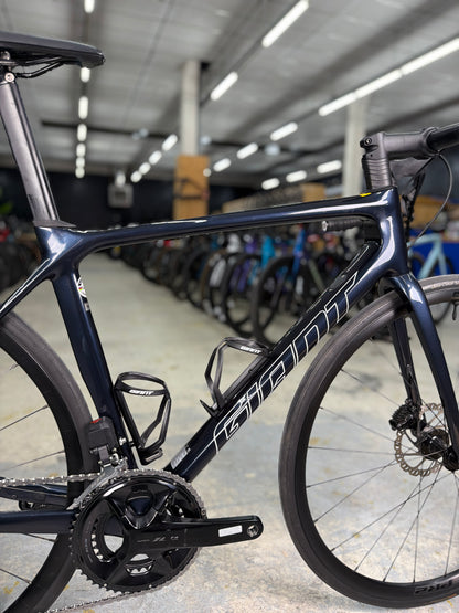 Giant TCR Advanced Di2 Carbon Racefiets