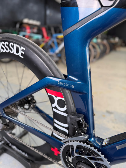 Trek Speed Concept SLR 9 eTap Red Carbon Racefiets