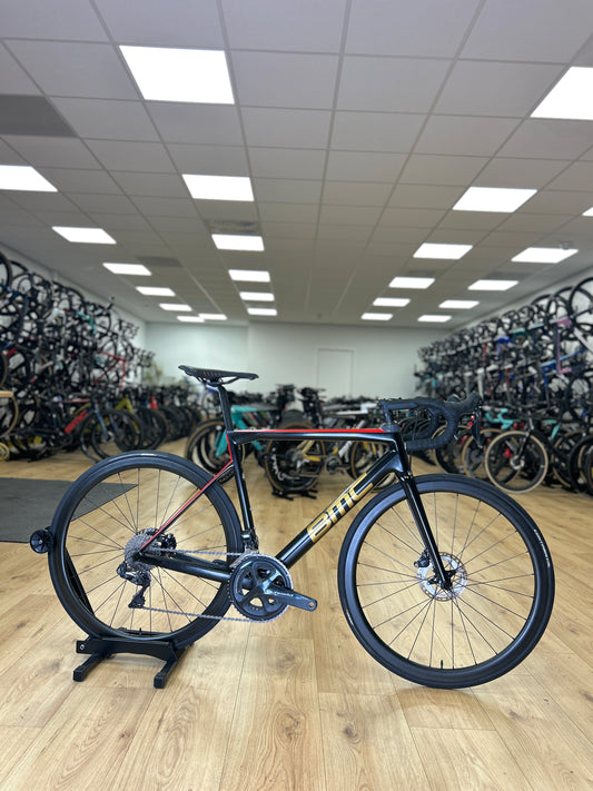 BMC Teammachine SLR02 Di2 Carbon Road Bike