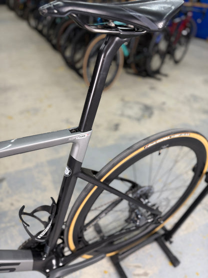 Focus Izalco Max 9.7 Di2 Carbon Racefiets