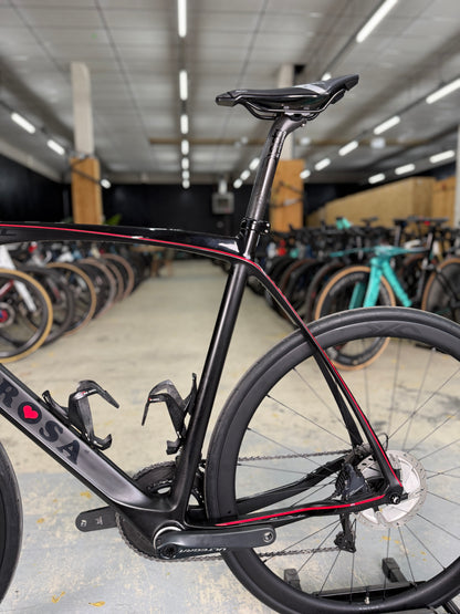 The Rosa Idol Carbon Racing Bike