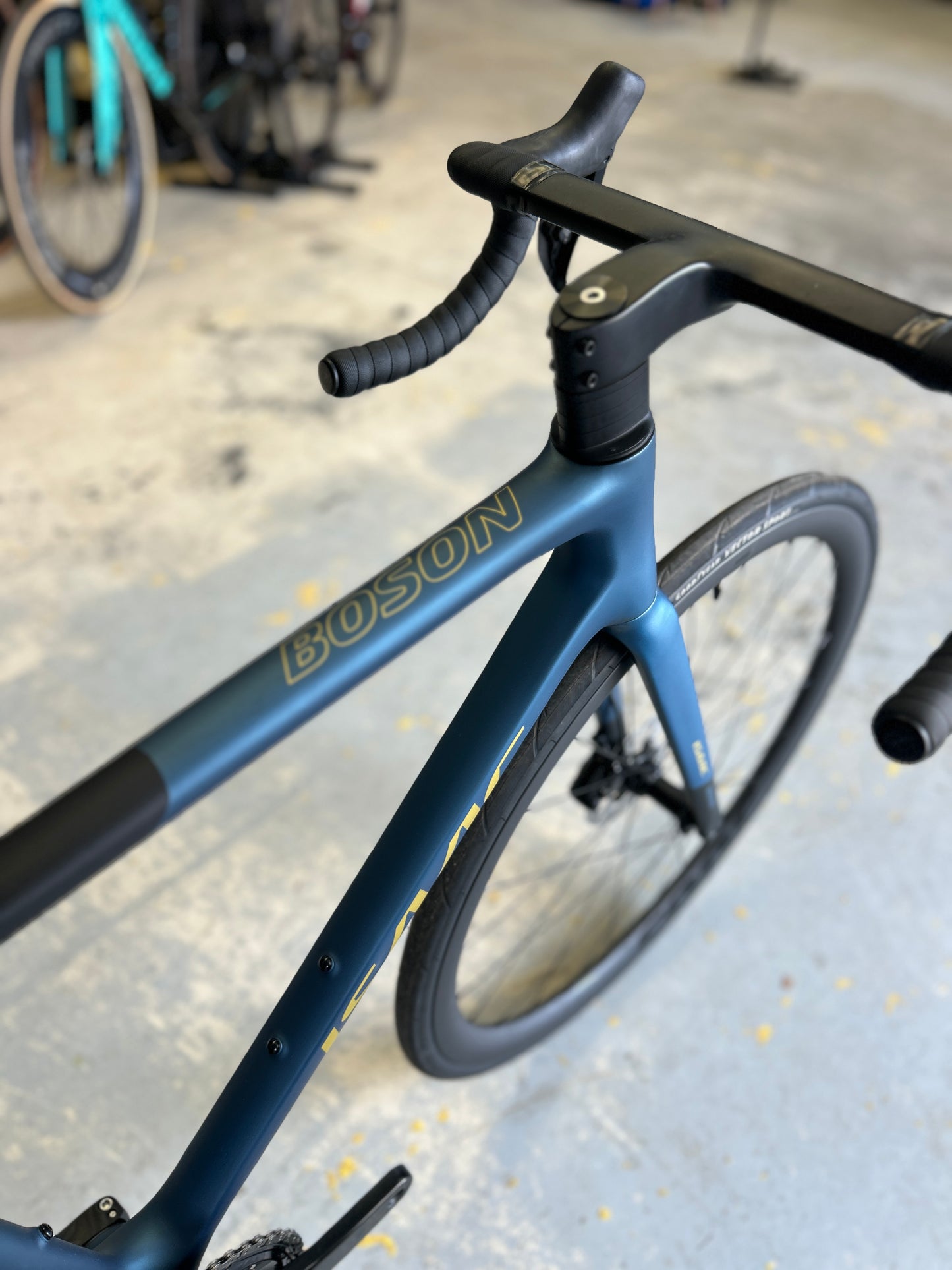NEW Isaac Boson Di2 Carbon Road Bike