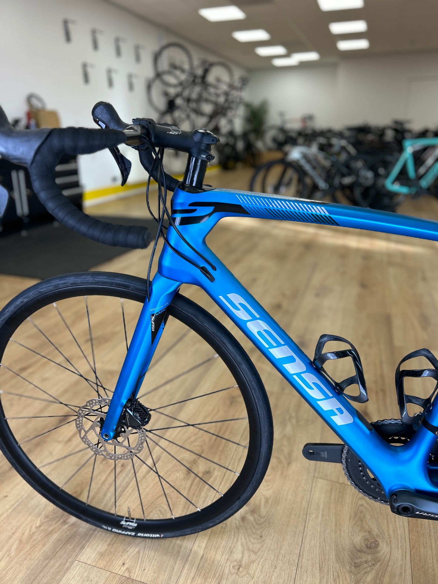 Sensa Giulia G3 Ultegra Carbon Racefiets