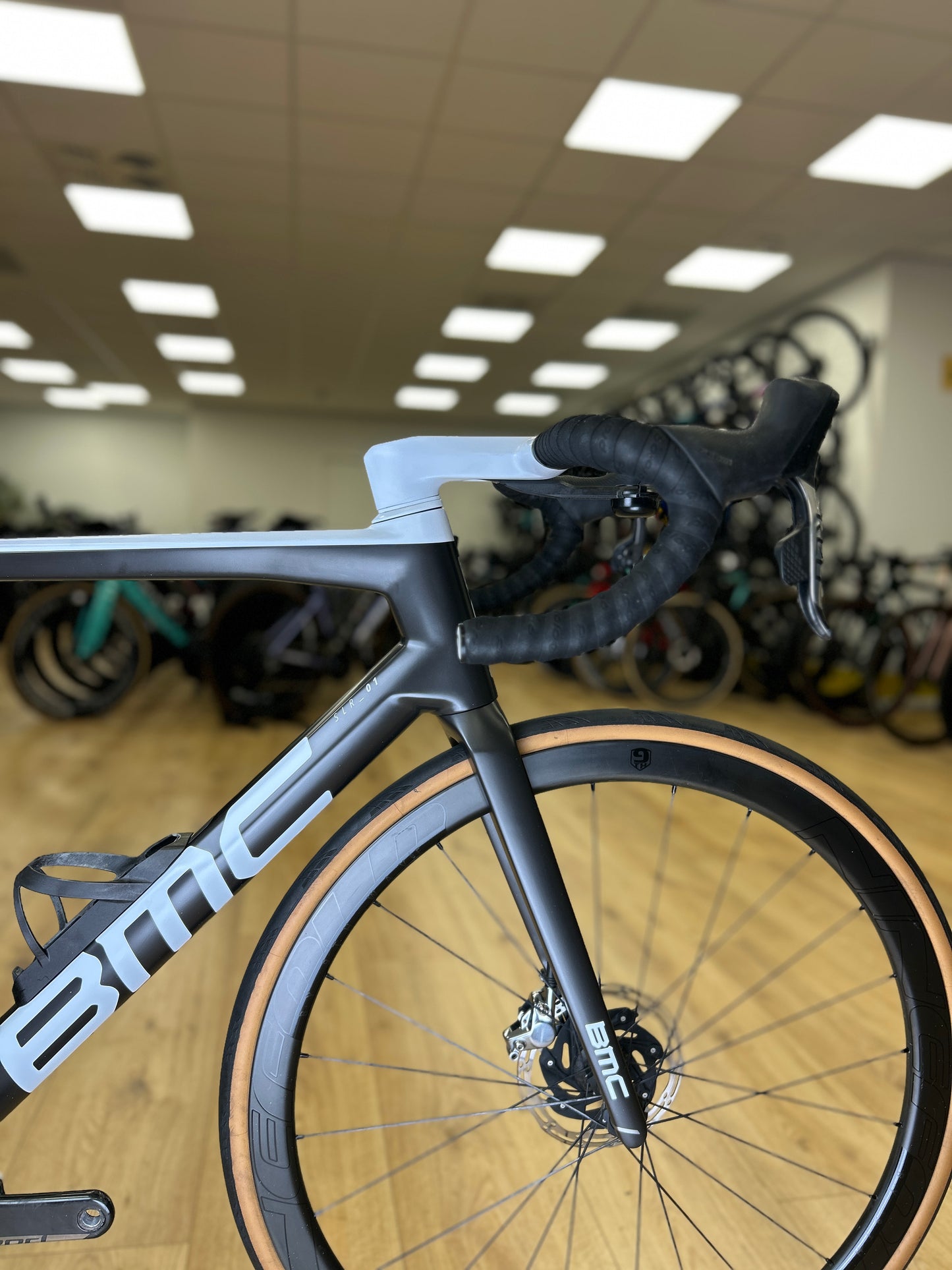 BMC Teammachine SLR01 Red eTap Carbon Racefiets