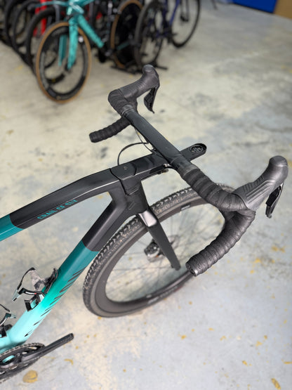Canyon Grail CF SLX 8 Di2 Gravel Fiets