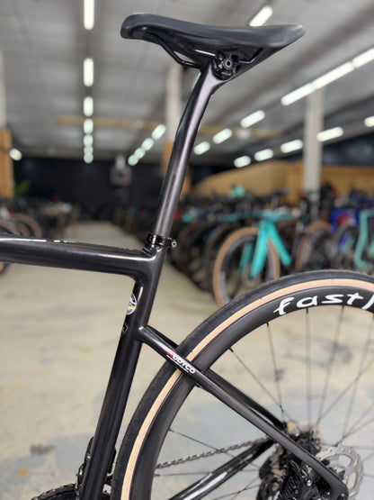 Specialized Tarmac Di2 Carbon Racing Bicycle