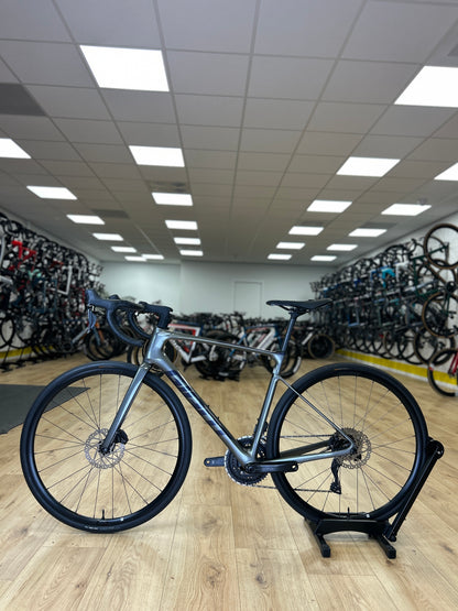 SHOWROOM MODEL 0km Giant Defy Advanced 1 Di2 Carbon Racefiets
