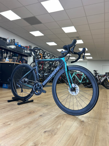 Bianchi Aria Disc Carbon Racefiets