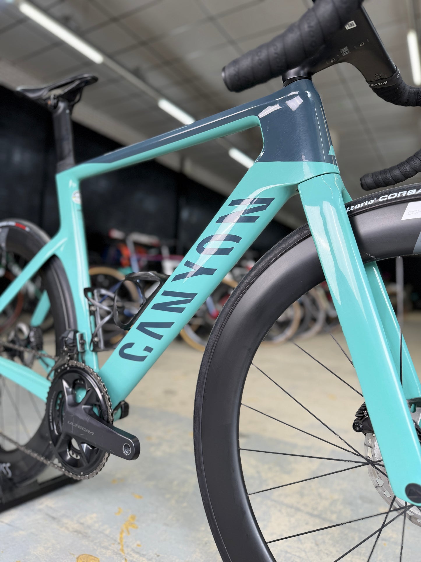 Canyon Aeroad CF SLX 8 Di2 Carbon Racefiets