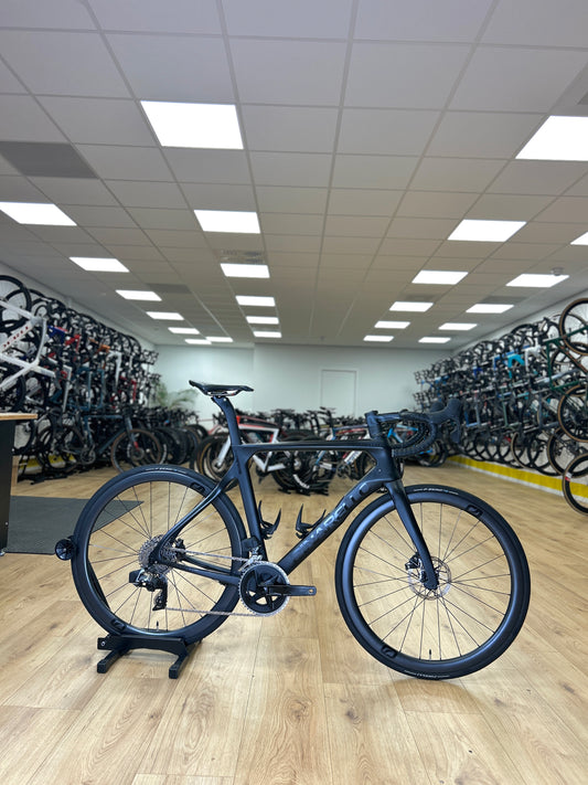 Pinarello Paris AXS Carbon Racefiets