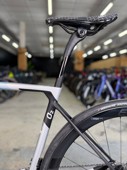 NEW Factor O2 Di2 Carbon Road Bike