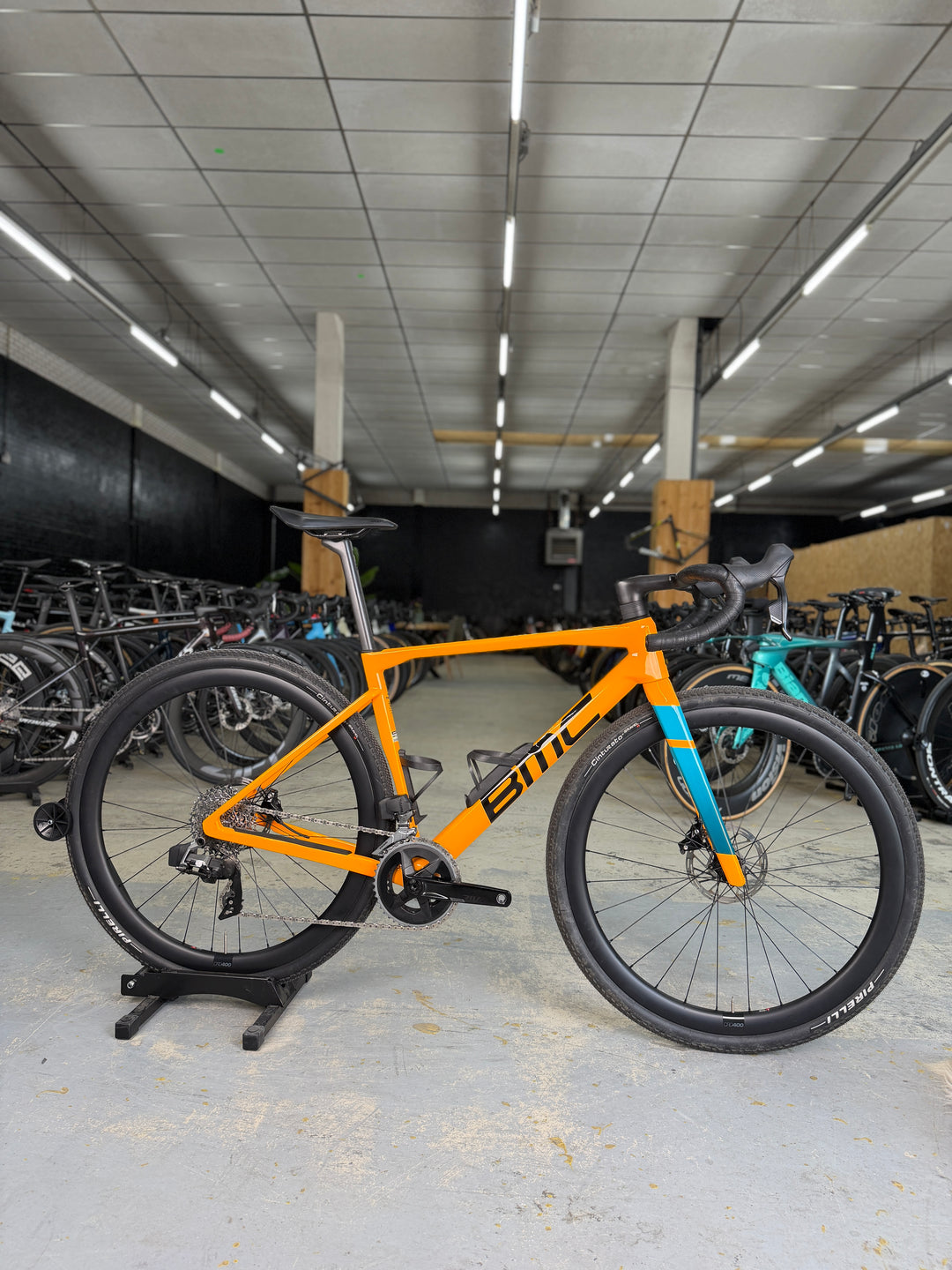BMC Kaius 01 THREE AXS Gravel Bike – Racefiets013