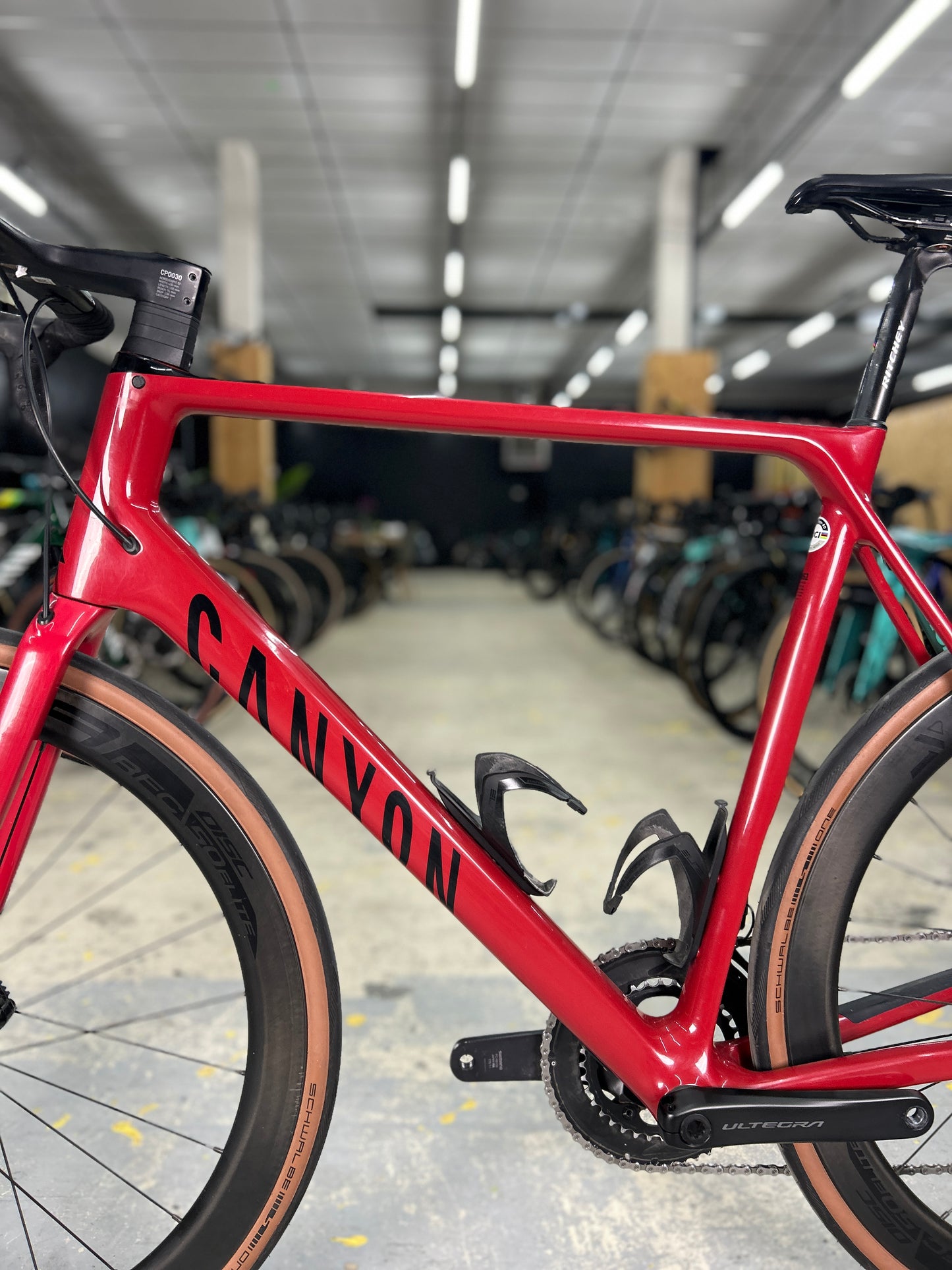 Canyon Ultimate CF SL 8 Disc Di2 Carbon Racefiets