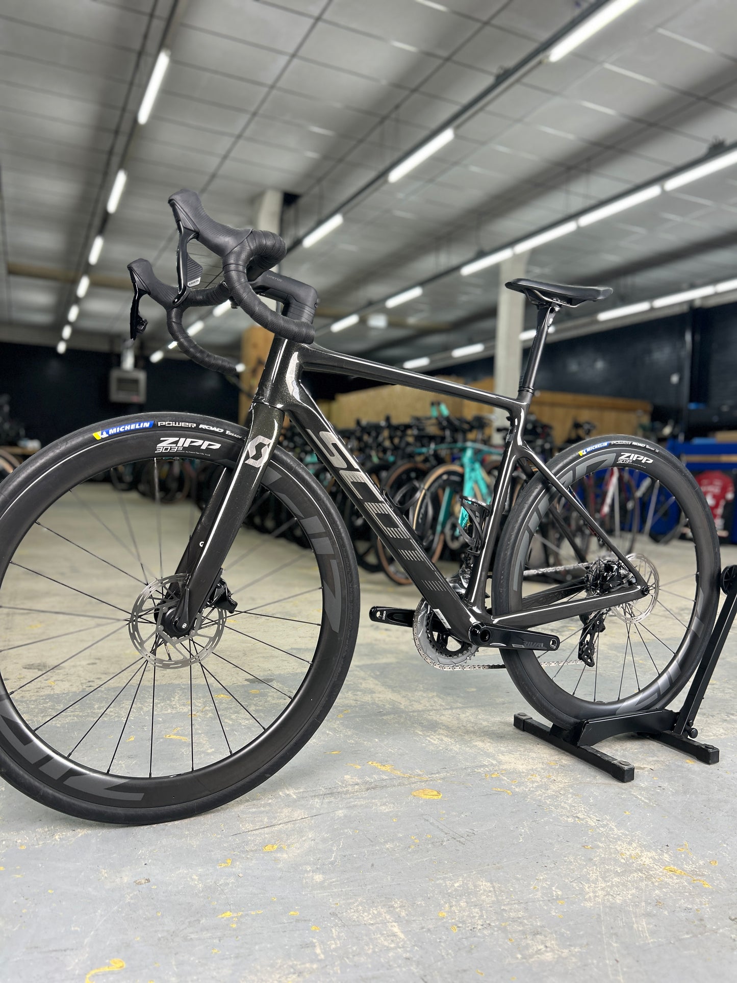 Scott Addict 10 AXS Carbon Road Bike