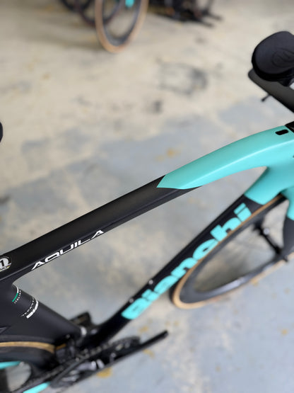 Bianchi Aquila CV Dura Ace Di2 Carbon Racefiets