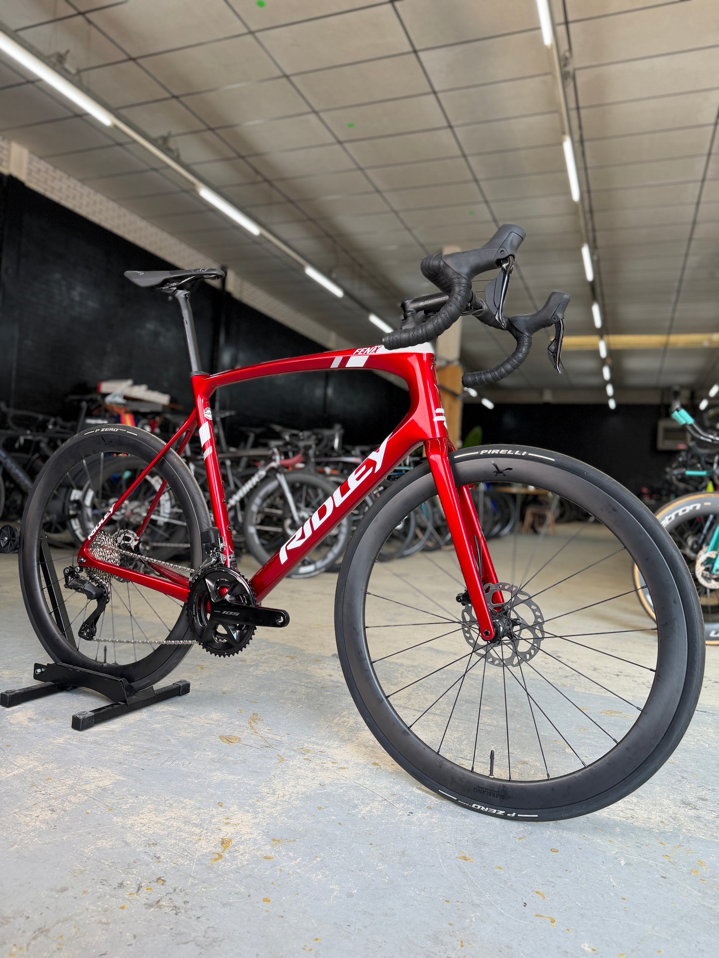 NIEUW Ridley Fenix Di2 Carbon Racefiets