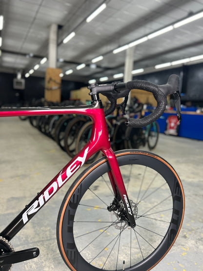 Showroom model Ridley Helium SLX Di2 Carbon Race Bike